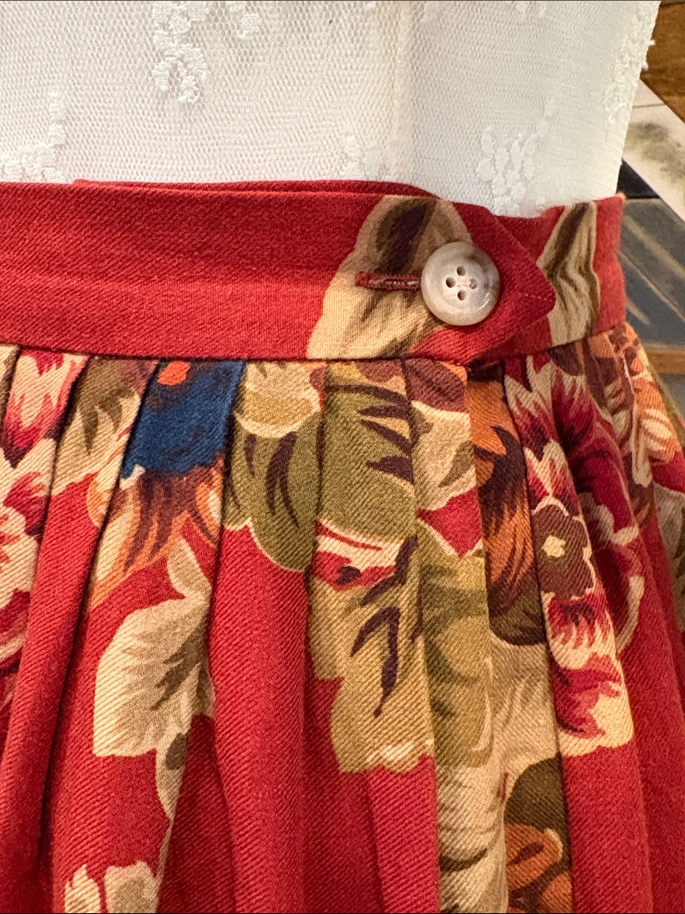 Vintage Ralph Lauren Red Floral Cottagecore Long Pleated Skirt size 4 - Picture 7 of 14